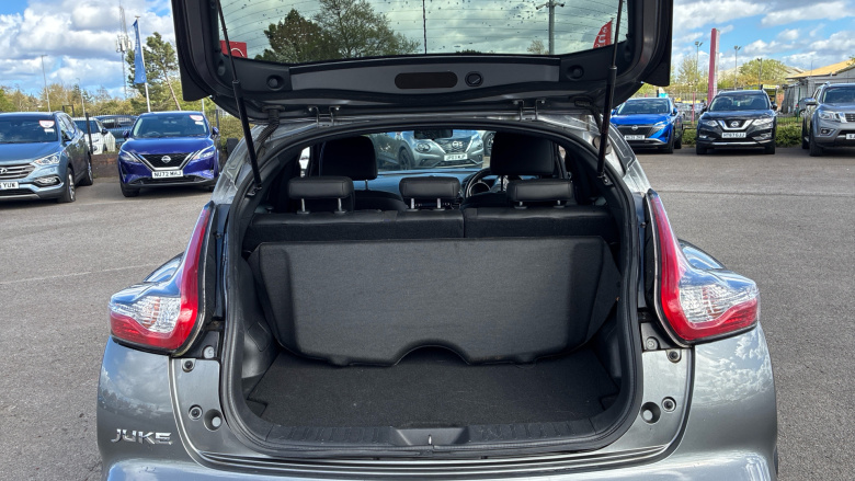 Nissan Juke 1.5 dCi N-Connecta 5dr [Safety Pack] Diesel Hatchback